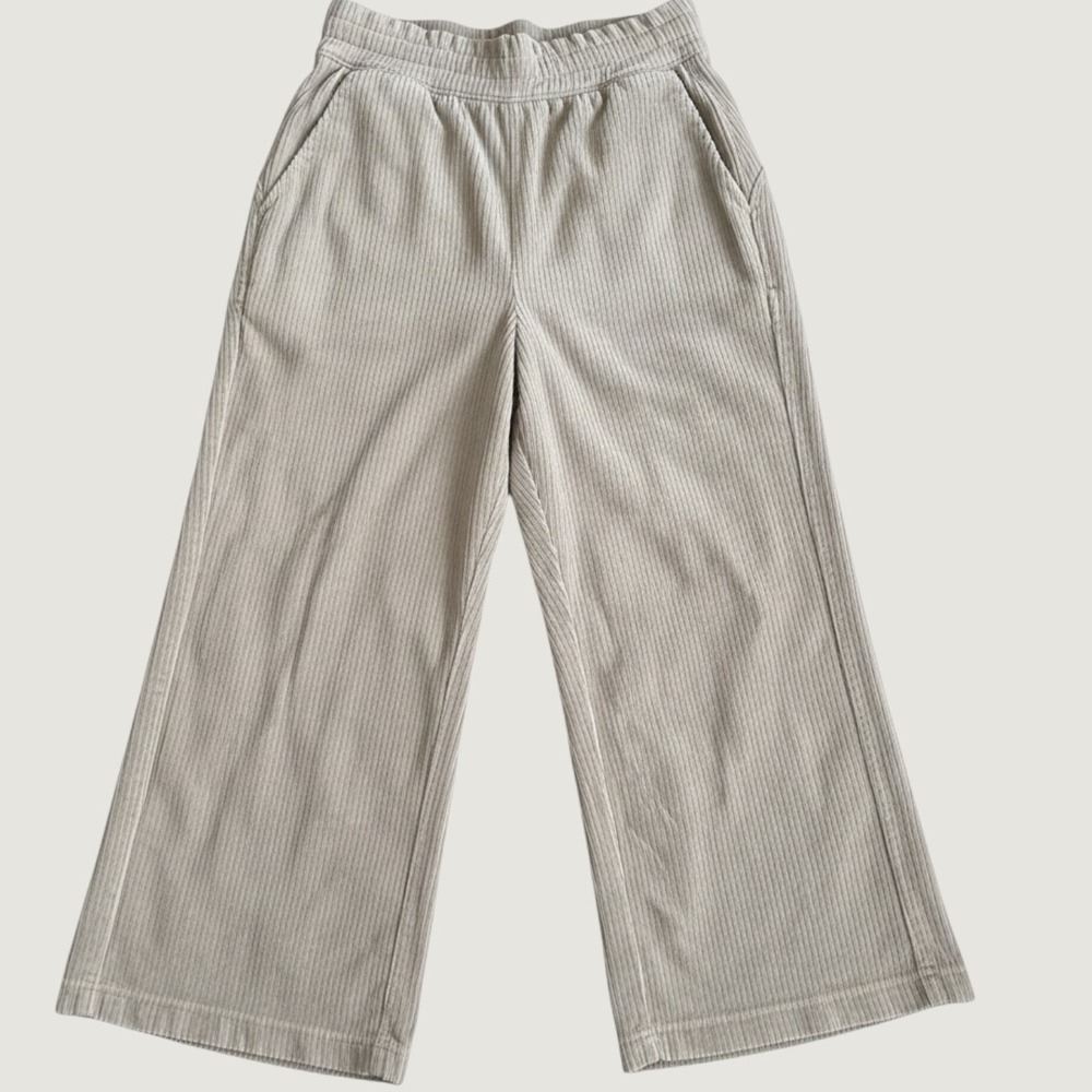 Lululemon Scuba Mid-Rise Wide-Leg Crop Velvet Cord Pants beige taupe size 2